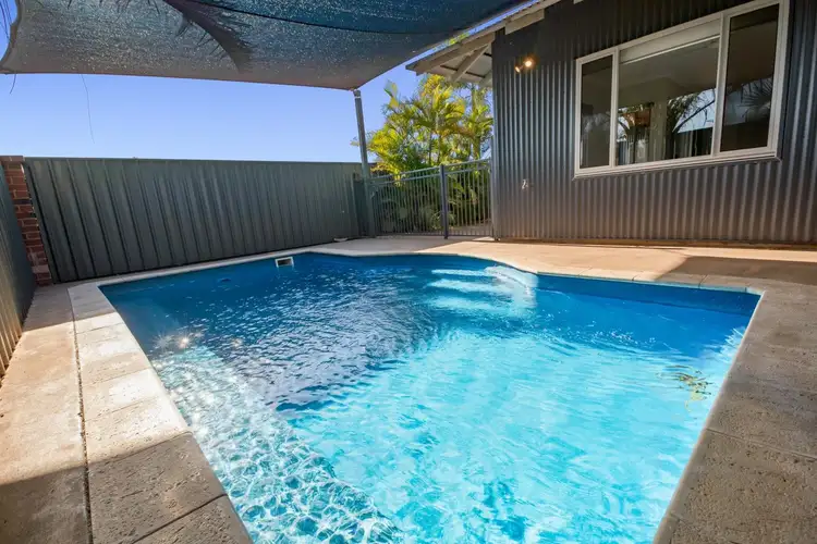 12 Curlew Street, Baynton WA 6714