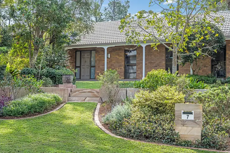 7 Appin Street, Kenmore QLD 4069