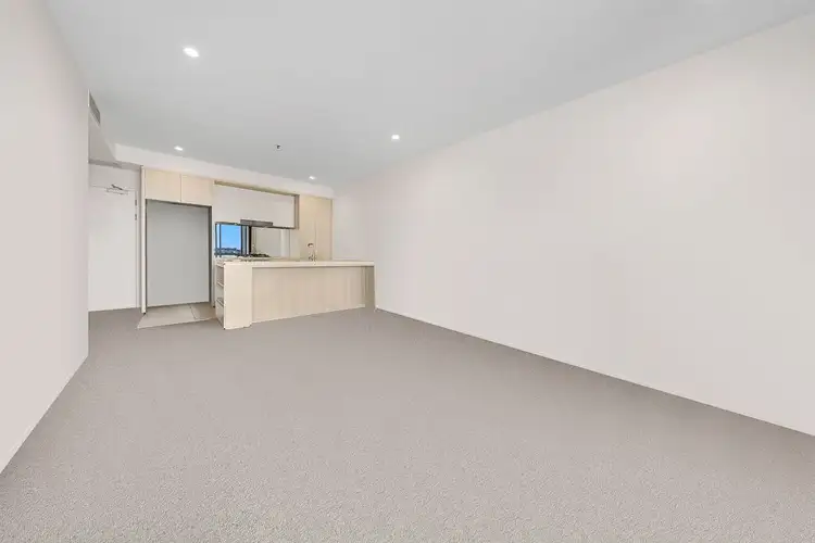 Third view of Homely apartment listing, 605/12 Cunningham Street, Newstead QLD 4006