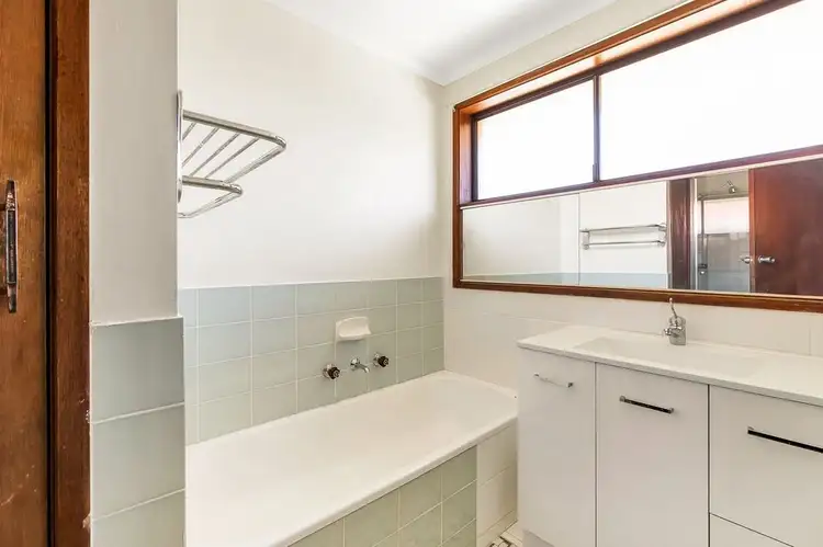 Fifth view of Homely unit listing, 5/9-11 Market Road, Werribee VIC 3030