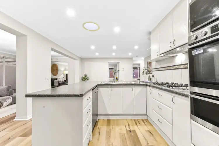 Fifth view of Homely house listing, 12 Tyntynder Close, Berwick VIC 3806