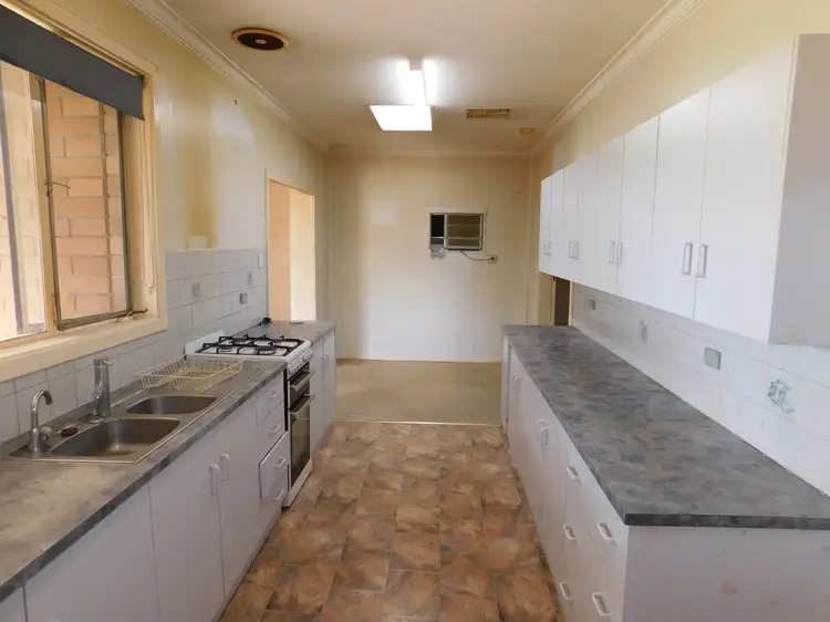 Fifth view of Homely house listing, 9 Dunn Street, Bordertown SA 5268