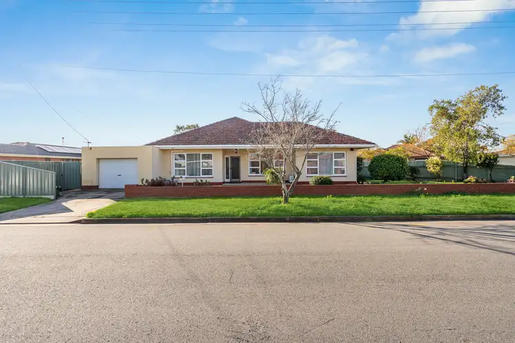 17A Stevens Street, Seaton SA 5023