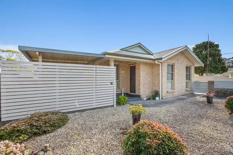 1/59 Theodore Street, Oak Flats NSW 2529