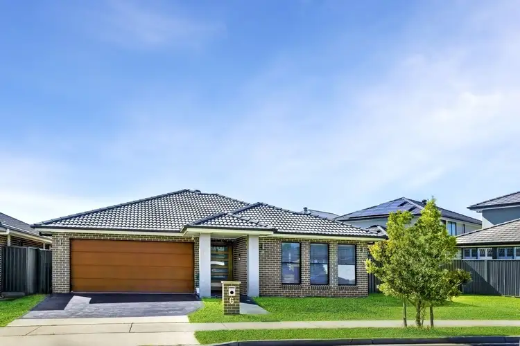 6 Convoy Street, Jordan Springs NSW 2747