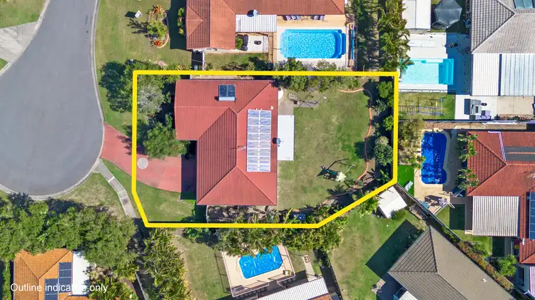 16 Mainsail Court, Point Vernon QLD 4655