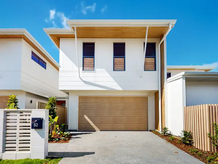 52 Whitehaven Road, Newport QLD 4020