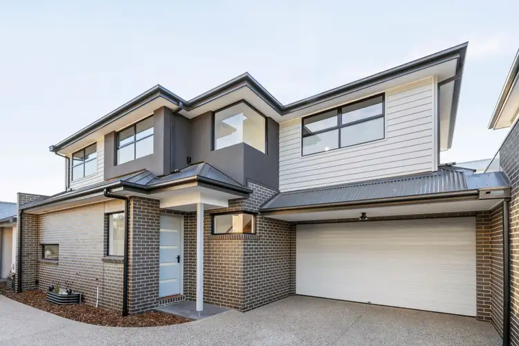 2/13 Mulga Street, Altona VIC 3018