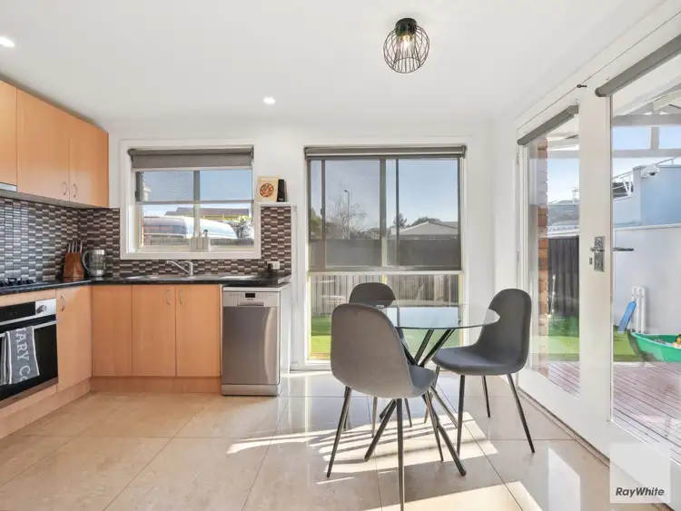 Fourth view of Homely unit listing, 2/39 Manchester Drive, Sydenham VIC 3037