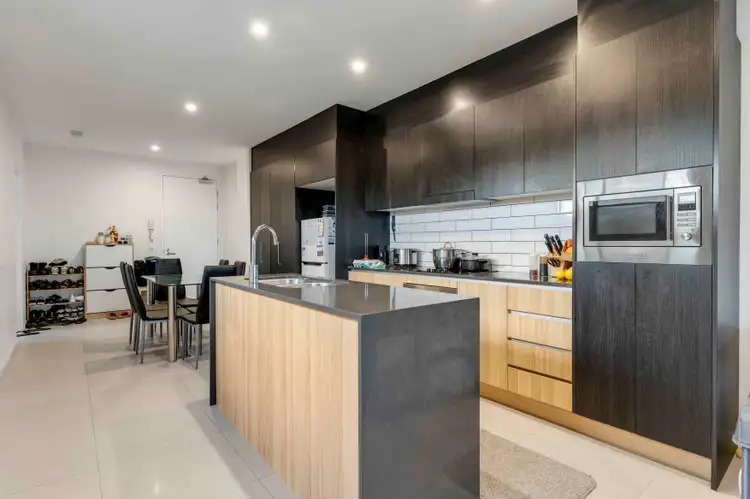 Third view of Homely apartment listing, 405/17 View Street, Mount Gravatt East QLD 4122