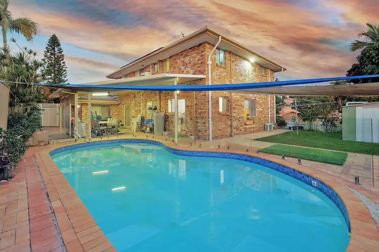 1 Cleveland Place, Stretton QLD 4116