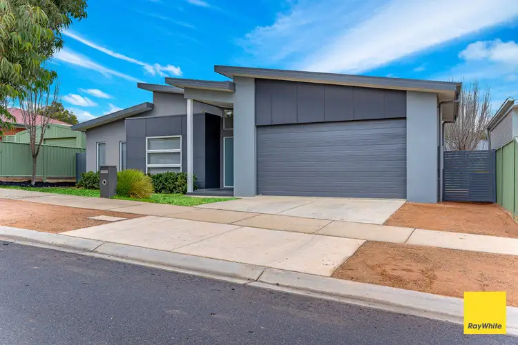 11 Cabernet Drive, Maiden Gully VIC 3551