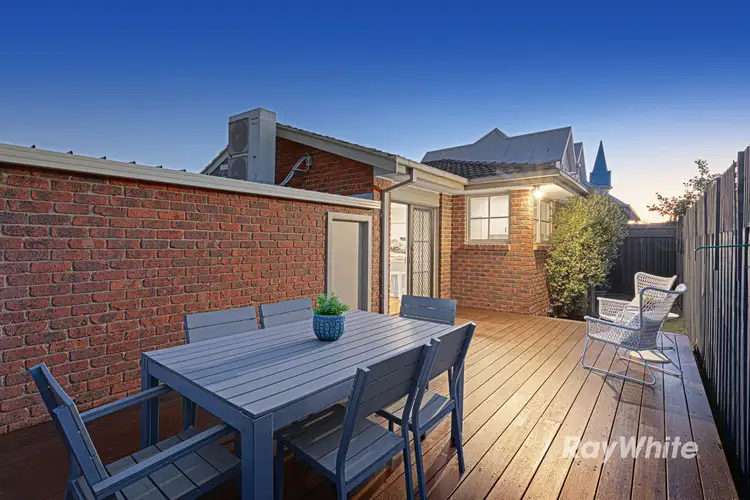 Main view of Homely unit listing, 3/17 Elizabeth Crescent, Carnegie VIC 3163