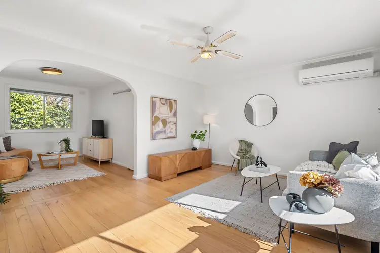 Second view of Homely house listing, 2 Hardy Court, Oakleigh South VIC 3167
