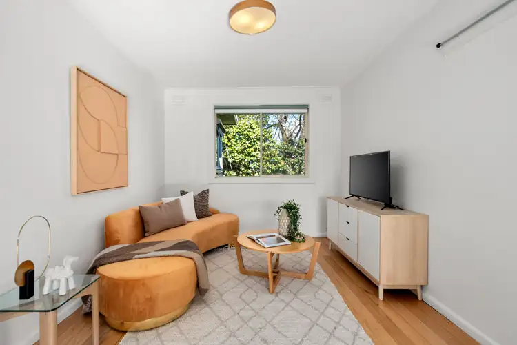 Fourth view of Homely house listing, 2 Hardy Court, Oakleigh South VIC 3167