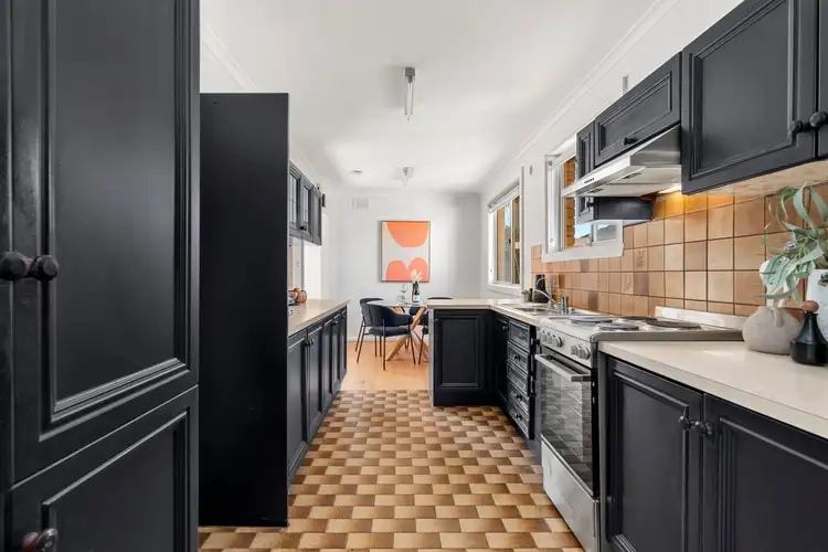 Fifth view of Homely house listing, 2 Hardy Court, Oakleigh South VIC 3167