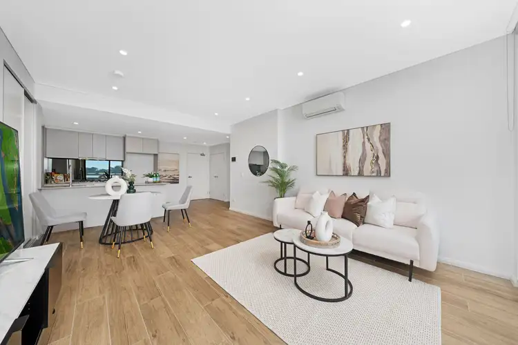 2 Hasluck Street