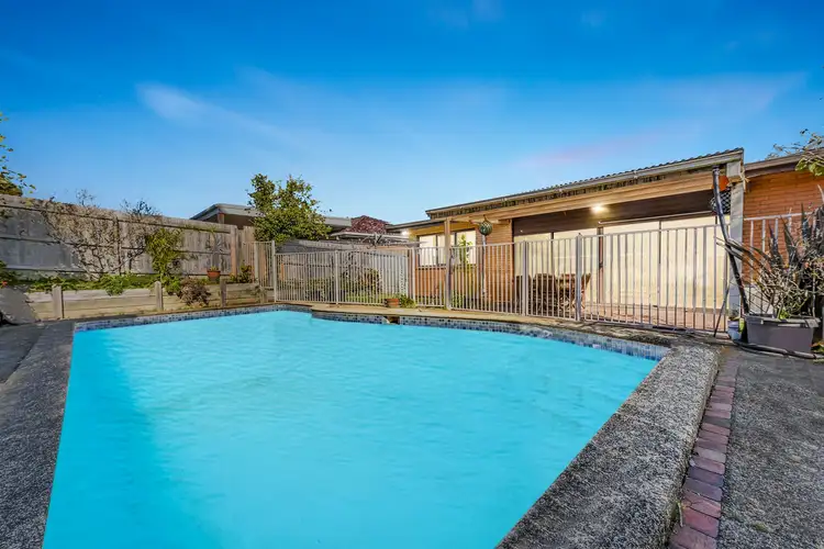 Fifth view of Homely house listing, 2 Roland Street, Mount Waverley VIC 3149