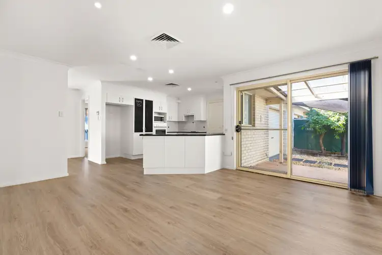 3 Gardenia Crescent, Bomaderry NSW 2541