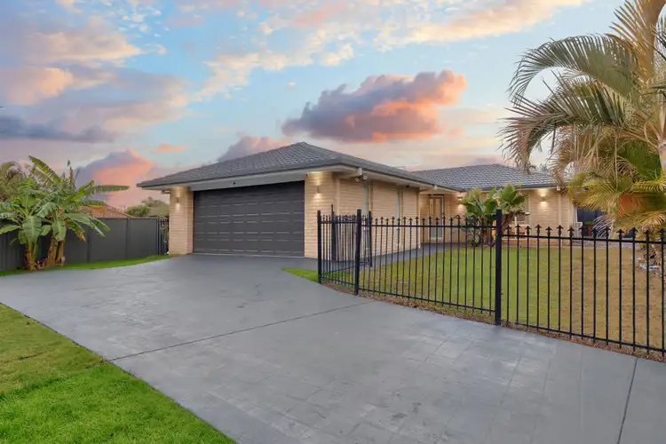8 Cleland Court, Parkinson QLD 4115