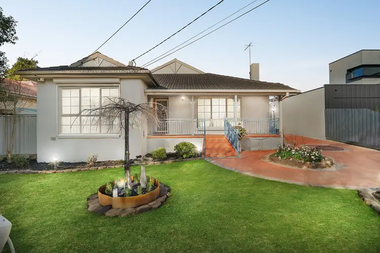 50 Silver Ash Avenue, Ashwood VIC 3147