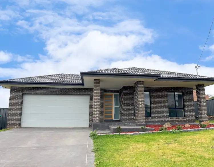 35 Medlyn Street, Parkes NSW 2870