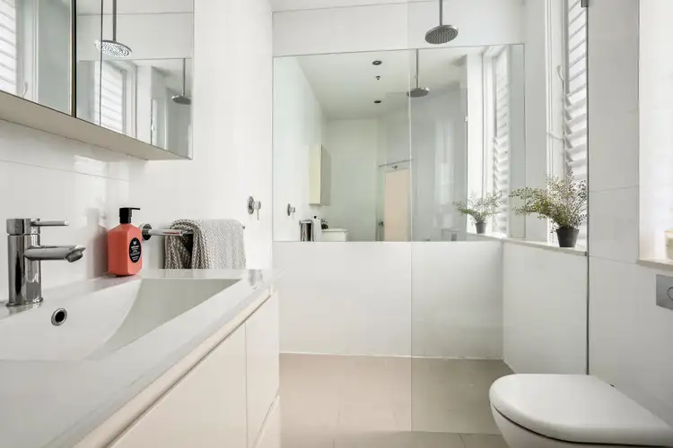 Fifth view of Homely apartment listing, 5/108 Victoria Street, Potts Point NSW 2011