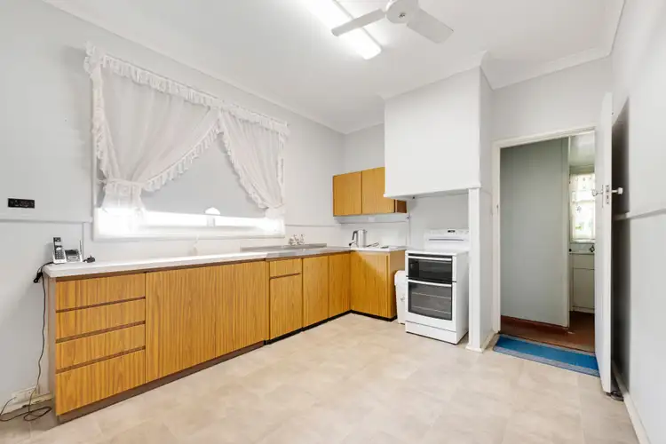 Third view of Homely house listing, 6 Critch Place, Wonthella WA 6530