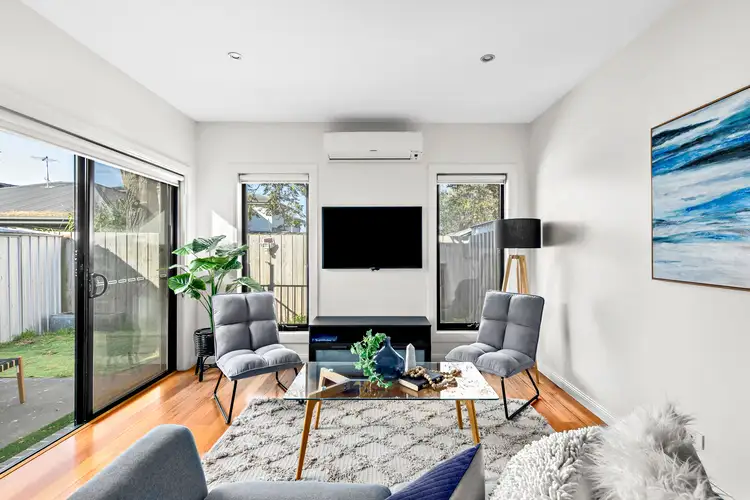2/39 Bindi Street, Glenroy VIC 3046