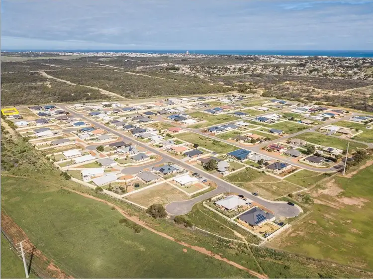 82 Moloney Street, Utakarra WA 6530