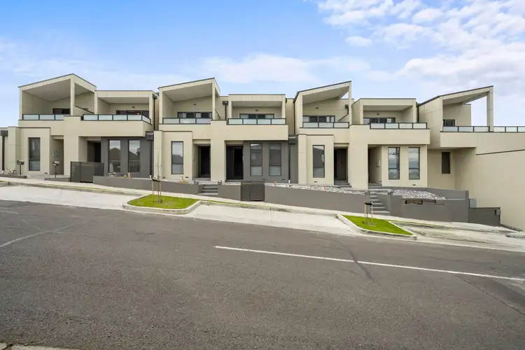 Main view of Homely townhouse listing, 6/2 Josephine Street, Oak Park VIC 3046