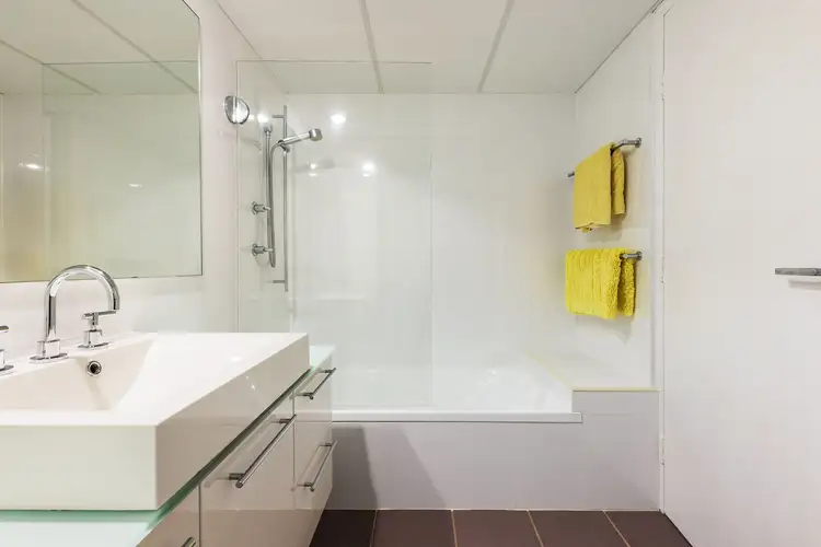 Sixth view of Homely apartment listing, 7/20 Rudd Street, Broadbeach Waters QLD 4218