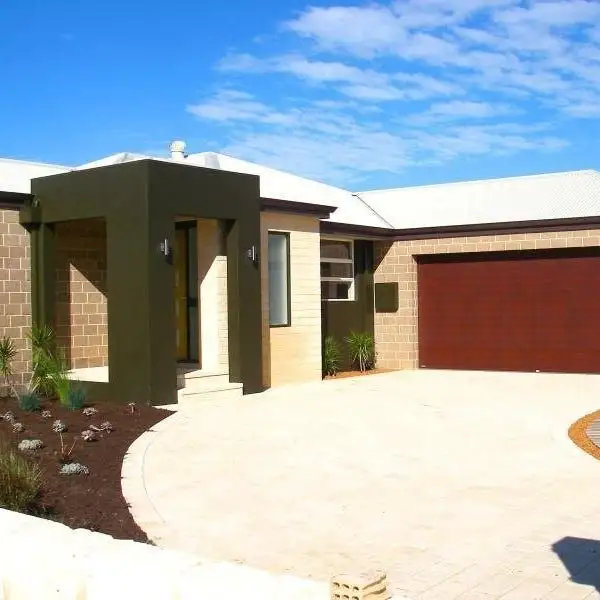 35 Premier Circle, Dongara WA 6525