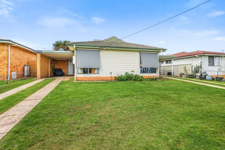 24 Manilla Road