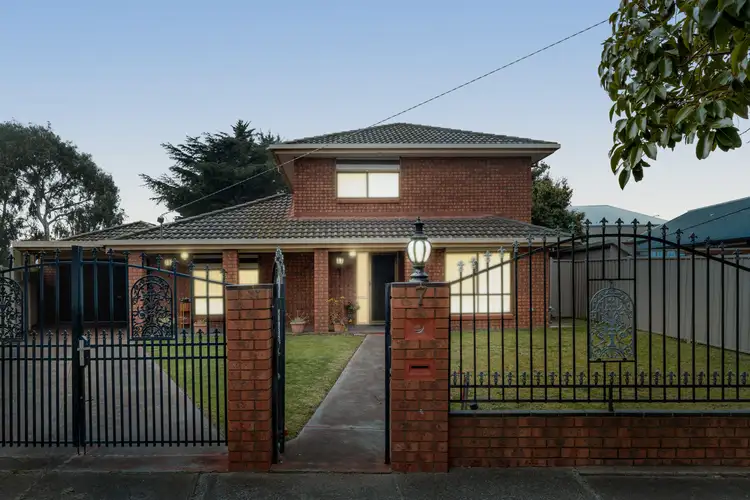7 Hoddle Way, Altona Meadows VIC 3028