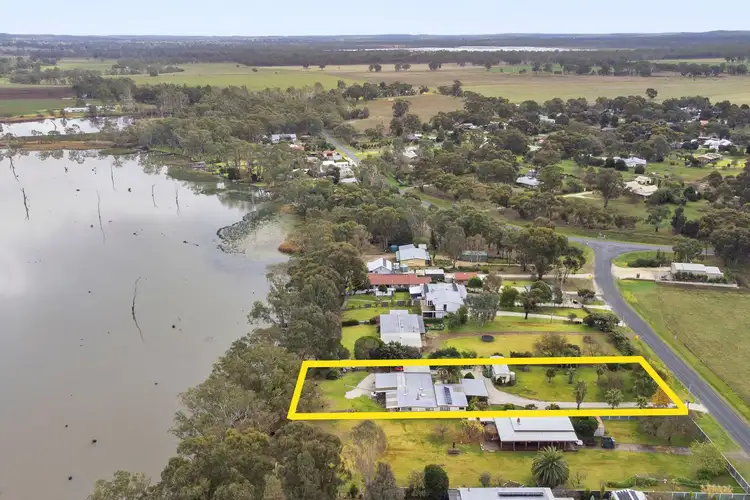 16 Mcleod Street, Kirwans Bridge VIC 3608