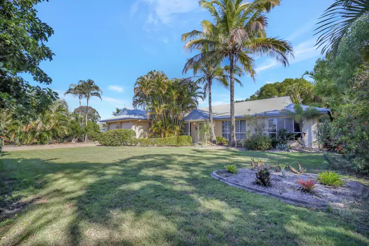 55 Ladbroke Crescent, Urangan QLD 4655