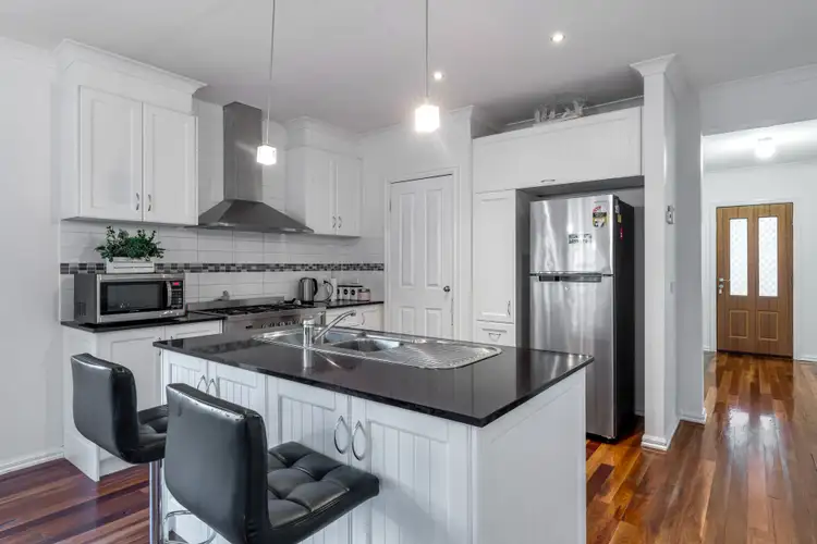 Seventh view of Homely house listing, 22 Ebony Circuit, Craigieburn VIC 3064