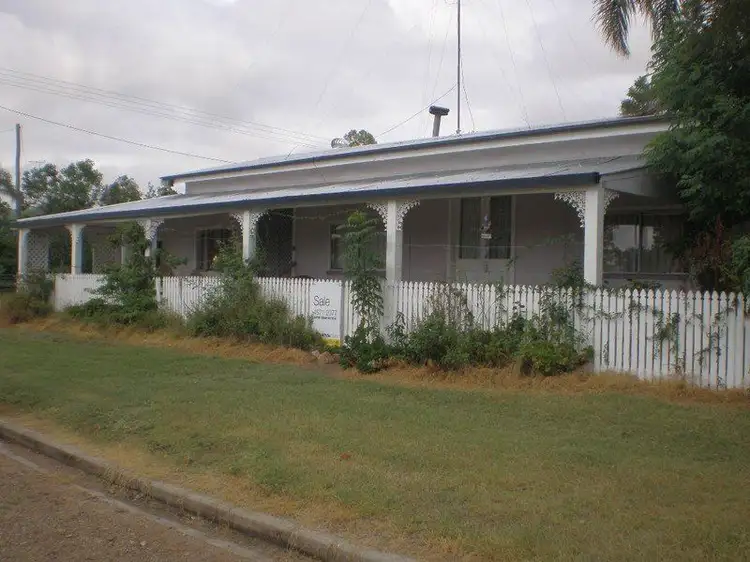 16 Eena Street, Yelarbon QLD 4388