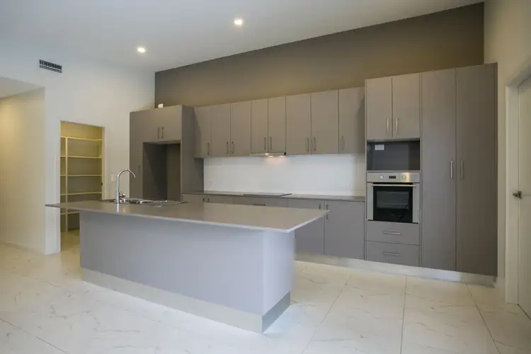 Third view of Homely semi-detached listing, 2/21 Elizabeth Circuit, Flinders NSW 2529