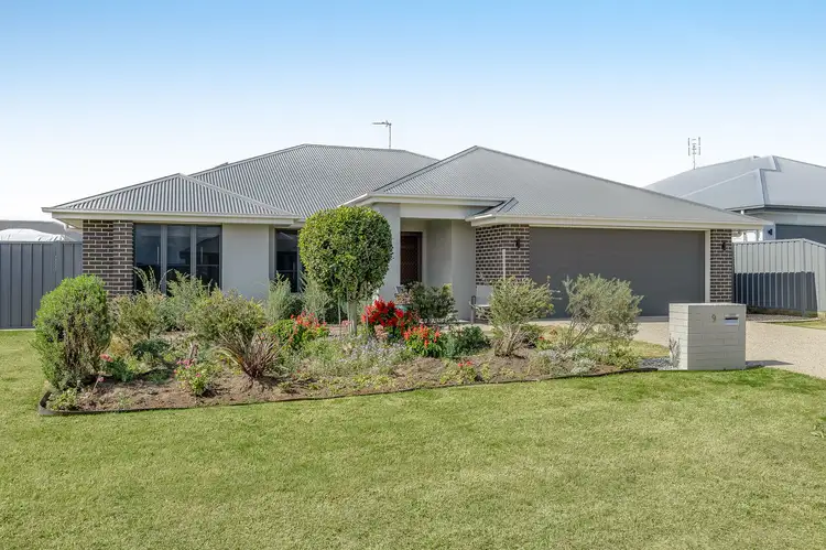 9 Sandford Crescent, Torrington QLD 4350