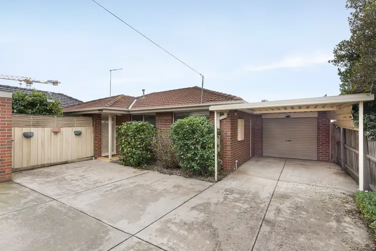 2/61 Railway Street North, Altona VIC 3018