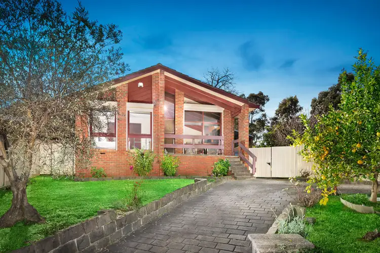 2 Buvelot Place, Mill Park VIC 3082