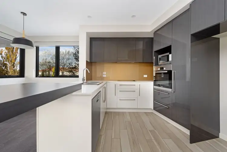 30/115 Canberra Avenue, Griffith ACT 2603
