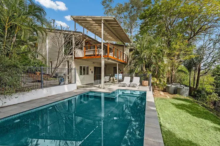 25 Foinaven Street, Kenmore QLD 4069