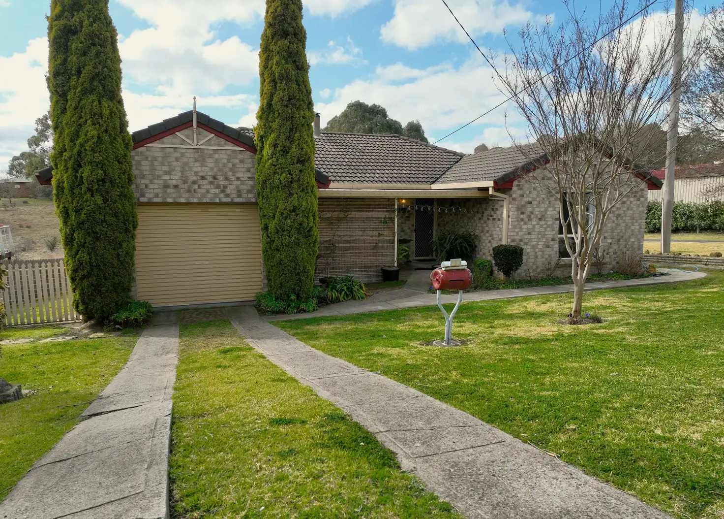 Main view of Homely house listing, 16 Robinson Avenue, Glen Innes NSW 2370