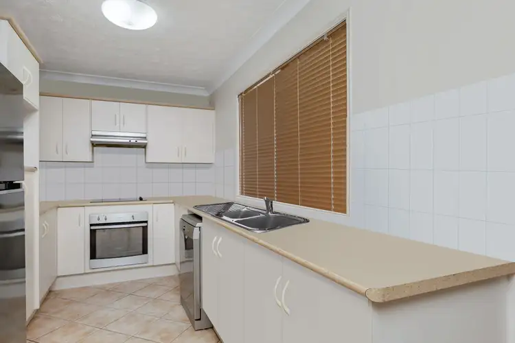 Sixth view of Homely semi-detached listing, 2/18 Trembath Crescent, Kirwan QLD 4817