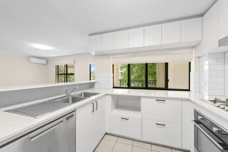 Fourth view of Homely apartment listing, 6/41 Rossiter Parade, Hamilton QLD 4007