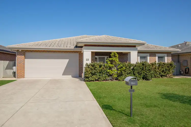 22 Heron Circuit, Fullerton Cove NSW 2318