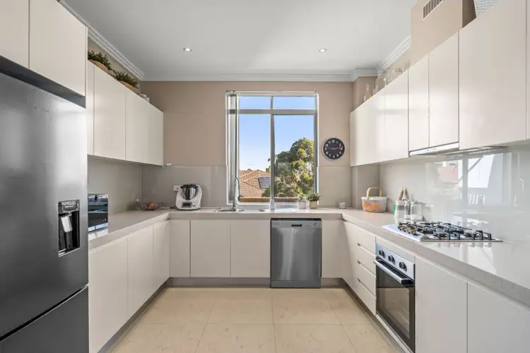 Fifth view of Homely apartment listing, 19/5 Sherwin Avenue, Castle Hill NSW 2154